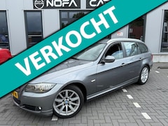 BMW 3-serie Touring - 320i Luxury Line|Leer|Nap|Automaat