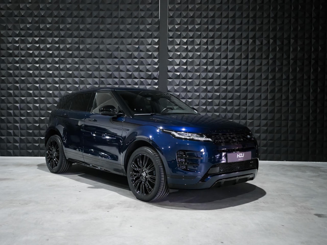 Land Rover Range Rover Evoque - 1.5 P300e AWD R-Dynamic S | Pano | Meridian | 20" | - AutoWereld.nl