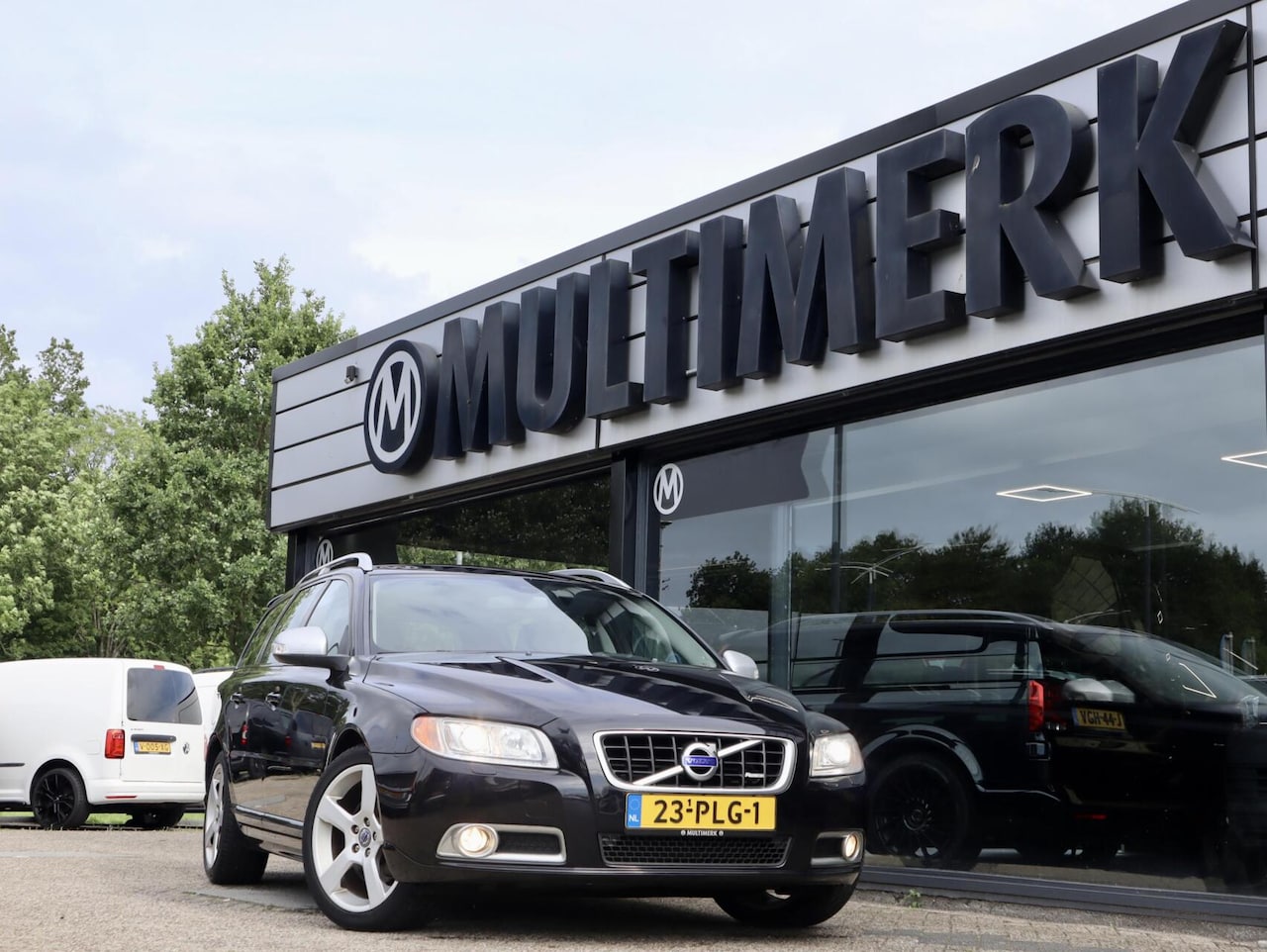 Volvo V70 - 2.0T R-Design 2.0T R-Design - AutoWereld.nl