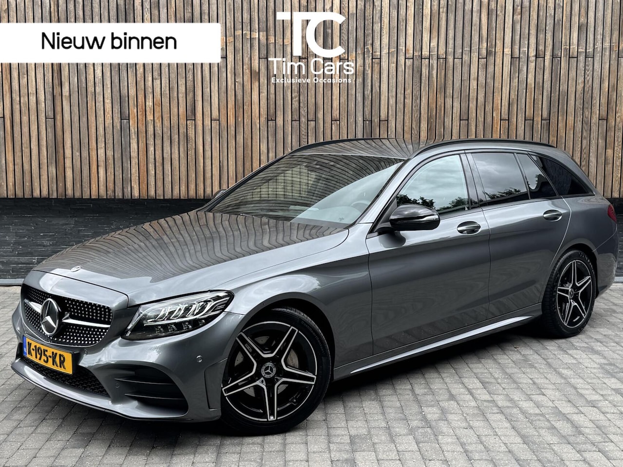 Mercedes-Benz C-klasse Estate - 180 AMG Automaat | Night Pakket | Trekhaak afneembaar | Stoelverwarming | Achteruitrijcame - AutoWereld.nl