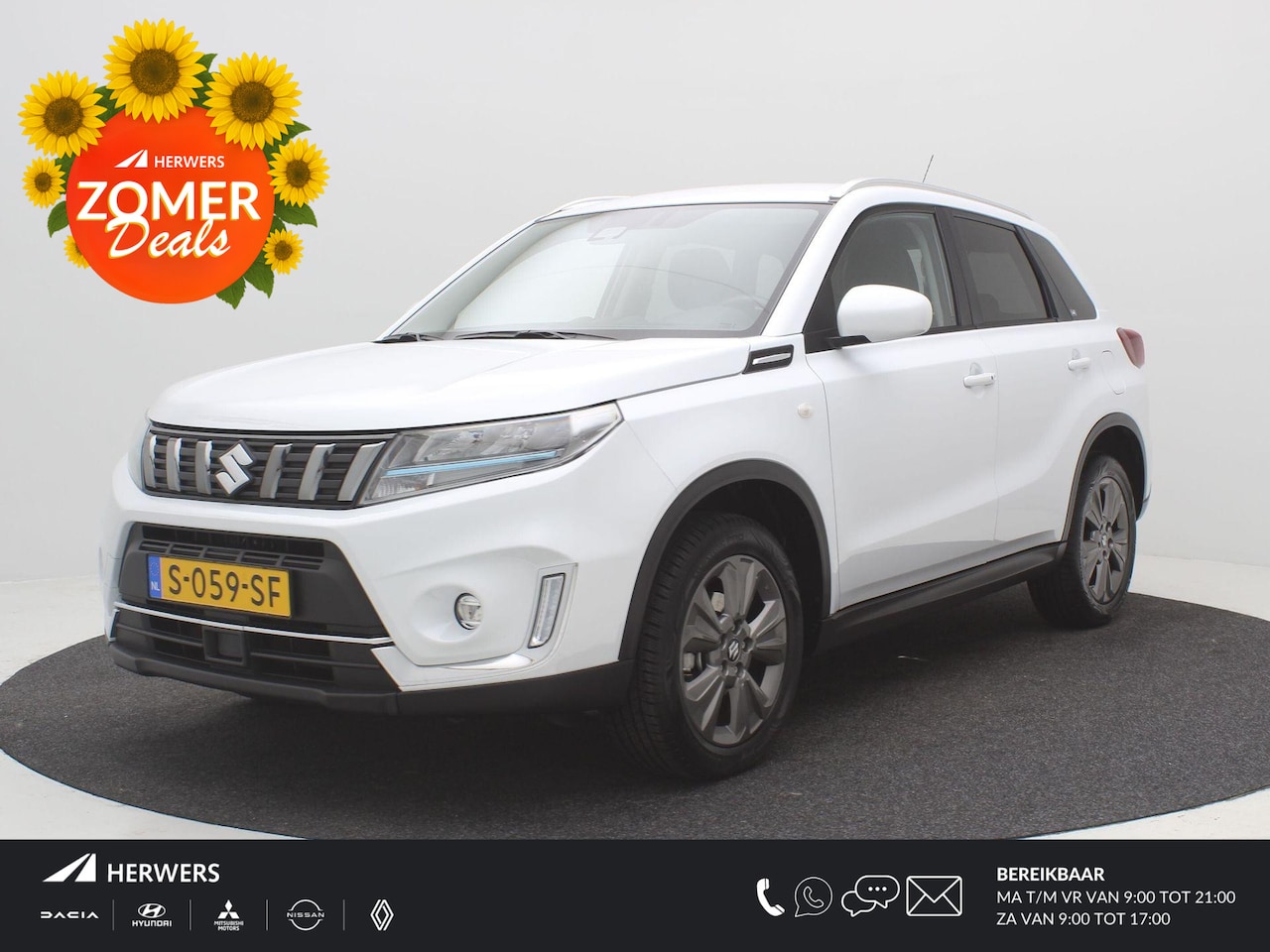 Suzuki Vitara - 1.5 Hybrid Select AUTOMAAT / Trekhaak (afn) / Adaptieve Cruise Control / All seasonbanden - AutoWereld.nl