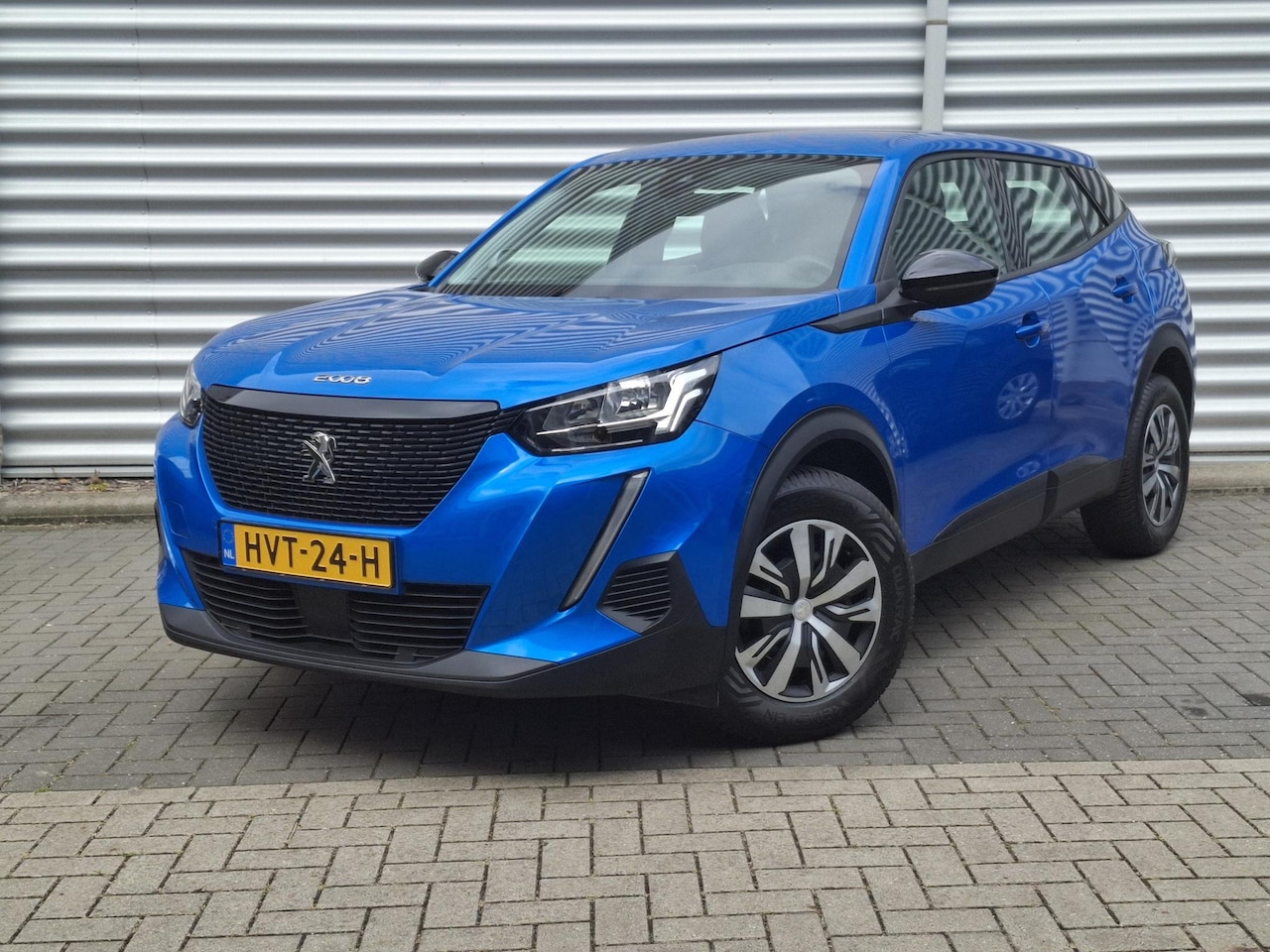 Peugeot 2008 - SUV 1.2 100 pk Active Airco/Nav/Park/Trekhaak - AutoWereld.nl