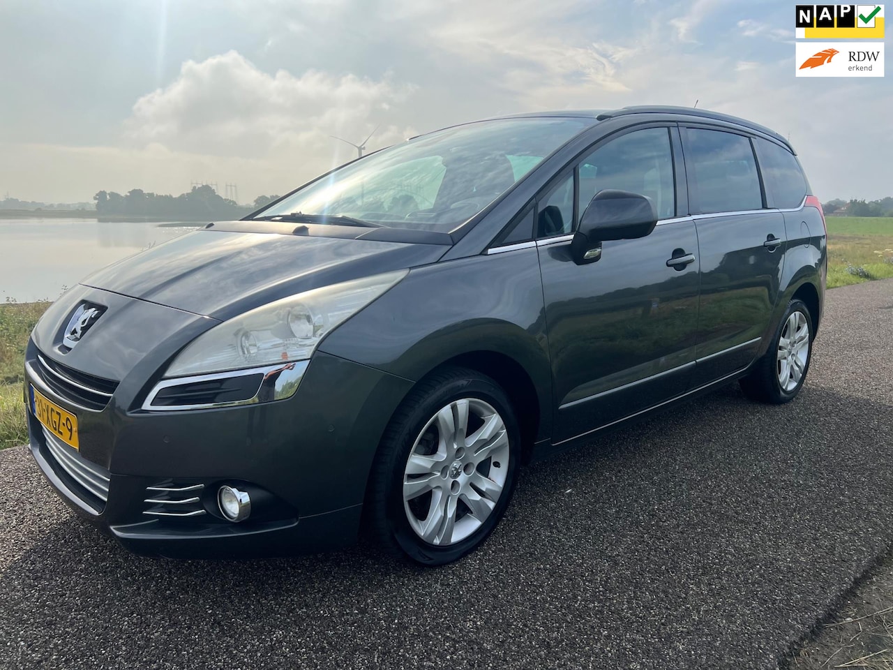 Peugeot 5008 - 1.6 THP Blue Lease Executive 7p. 1.6 THP Blue Lease Executive 7p. - AutoWereld.nl