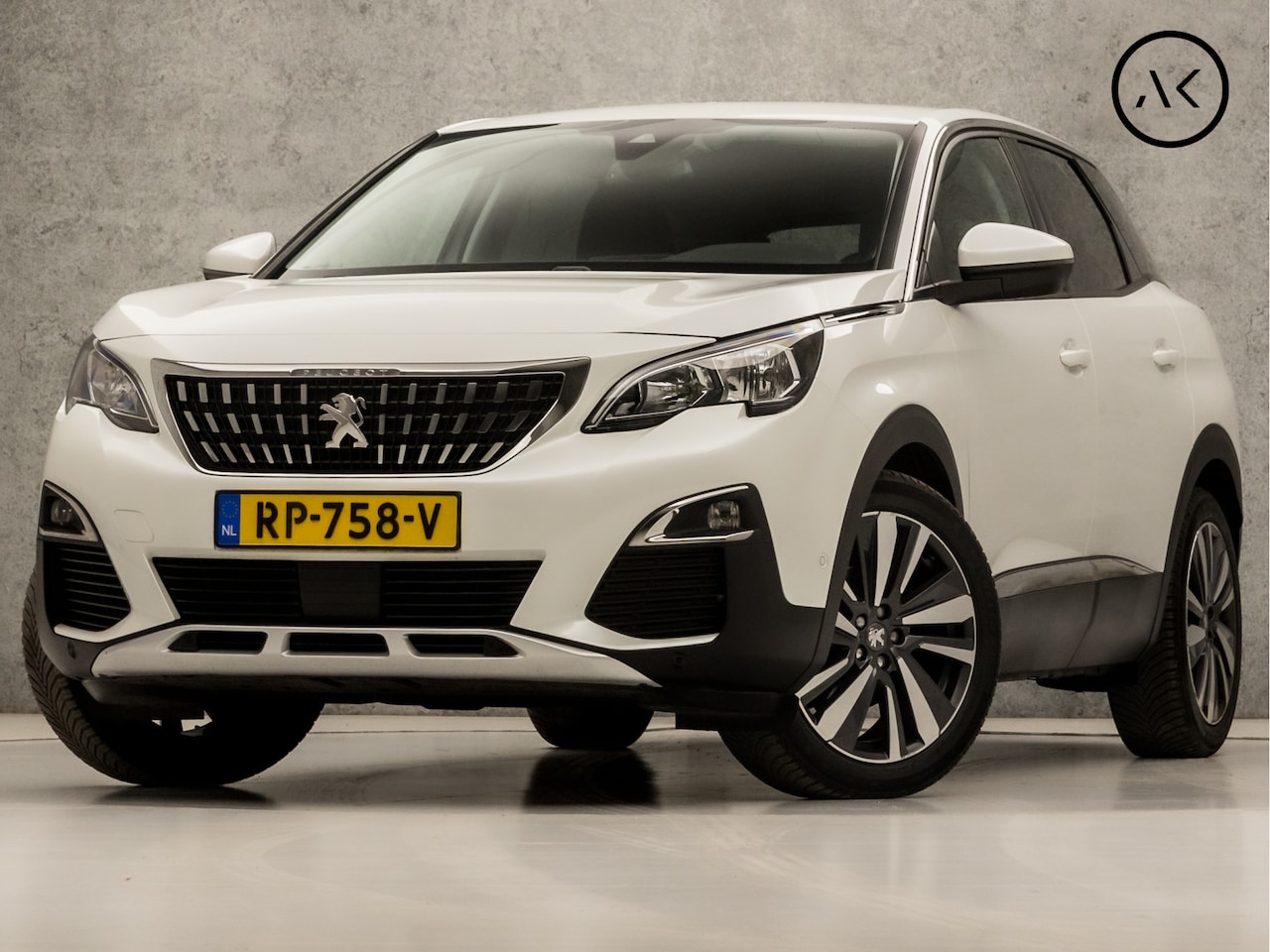 Peugeot 3008 - 1.2 PureTech Sport (APPLE CARPLAY, GROOT NAVI, LEDER, 360 CAMERA, GETINT GLAS, SPORTSTOELE - AutoWereld.nl
