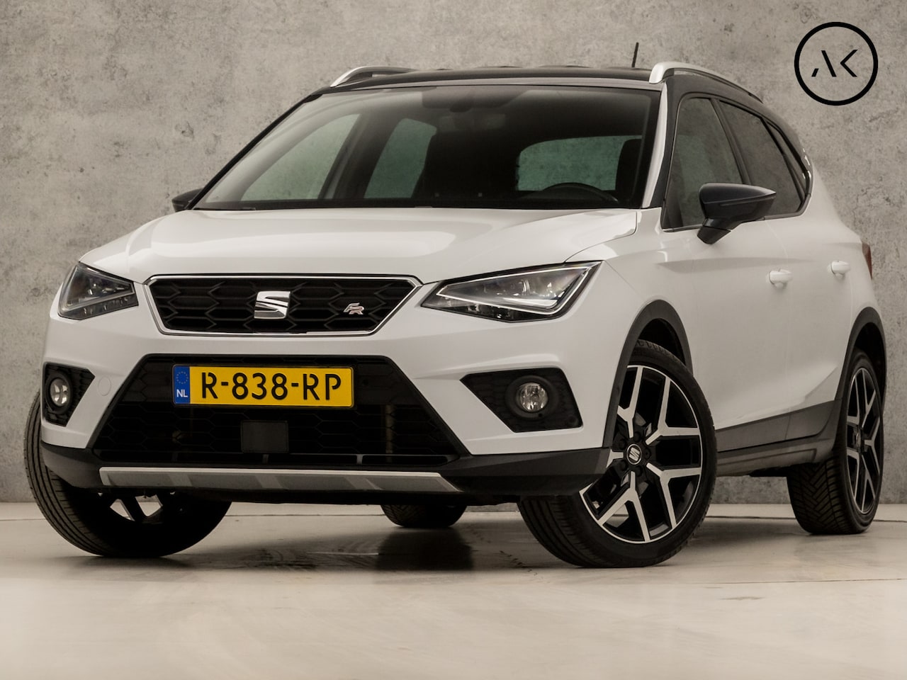 SEAT Arona - 1.0 TSI FR Sport Automaat (VIRTUAL COCKPIT, APPLE CARPLAY, GROOT NAVI, CAMERA, LEDER/ALCAN - AutoWereld.nl