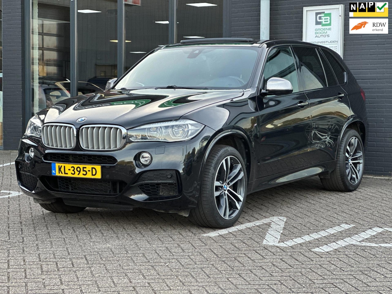 BMW X5 - M50d/M-PAKKET/PANO-DAK/LEDER/CAMERA/NL-AUTO NAP!! - AutoWereld.nl