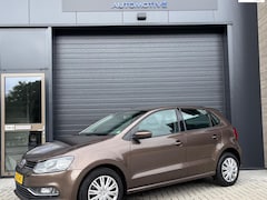 Volkswagen Polo - 1.0 Comfortline 5DRS | AIRCO | CRUISE CONTROL | PDC | ZEER ZUINIG