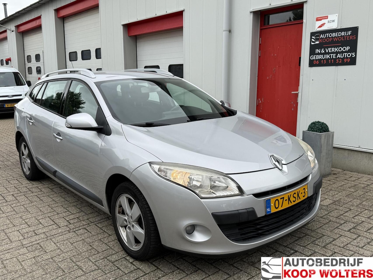 Renault Mégane Estate - 1.6 Dynamique - AutoWereld.nl