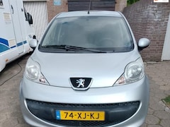 Peugeot 107 - 1.0-12V XS