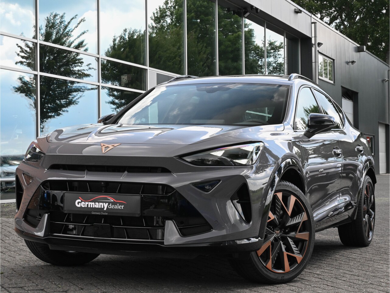 CUPRA Formentor - 1.5 TSI e-Hybrid VZ Performance Pano Sennheiser ACC BSM Stuur + stoelen verwarmd VOL!!! - AutoWereld.nl