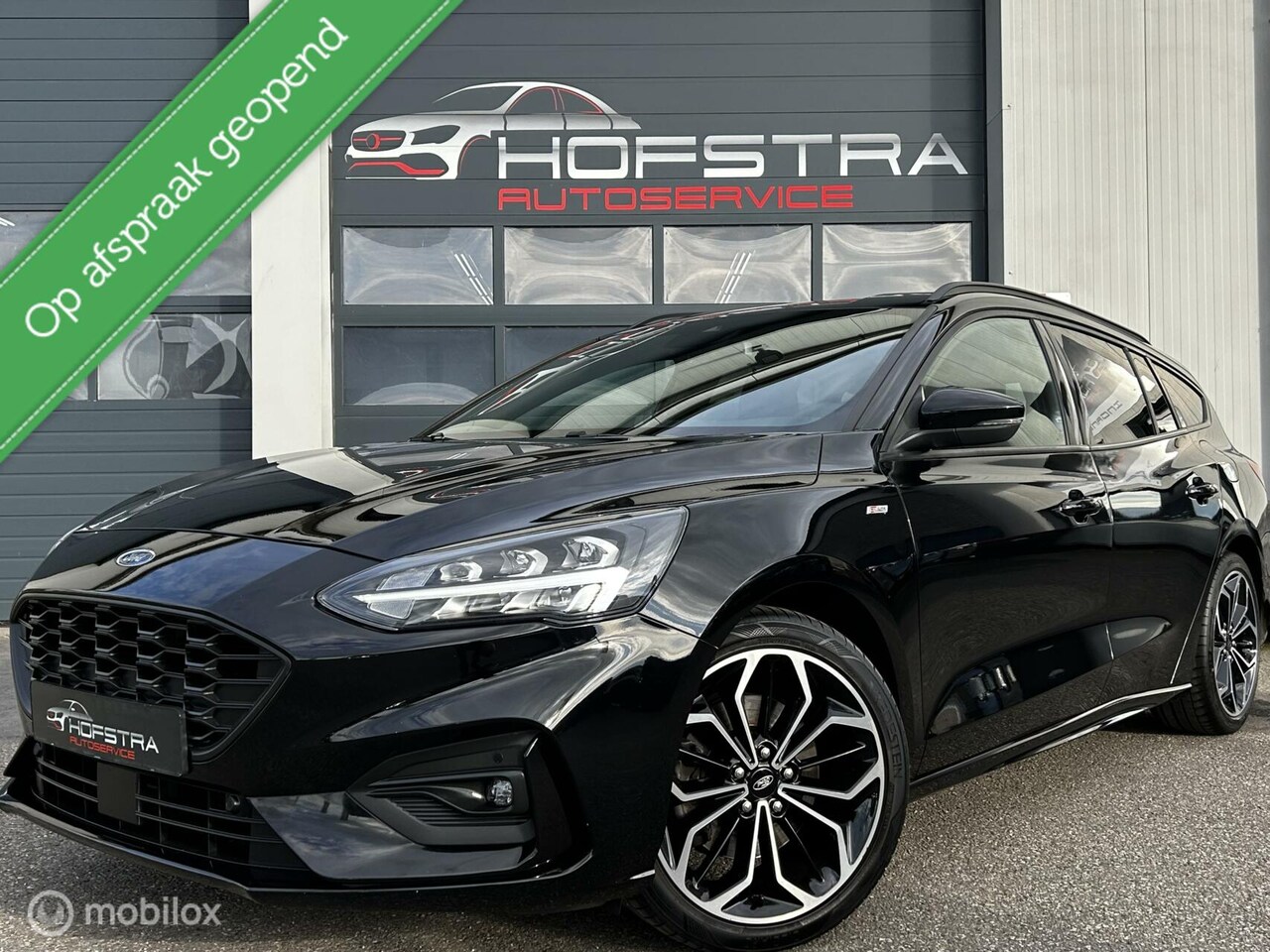 Ford Focus Wagon - 1.0 EcoBoost ST Line Navi Winterpack 18inch - AutoWereld.nl
