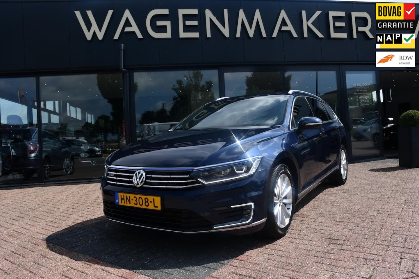 Volkswagen Passat Variant - 1.4 TSI GTE Highline AUT|ACC|PANO - AutoWereld.nl