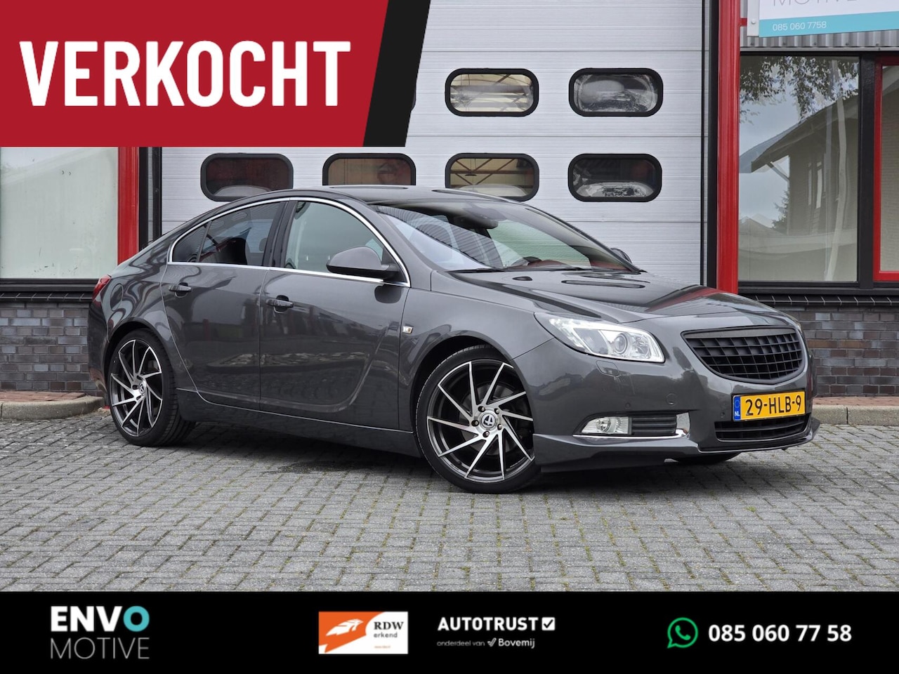 Opel Insignia - 2.0 T Cosmo 270PK/Leer/Xenon/Klep uitlaat - AutoWereld.nl