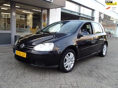 Volkswagen Golf - 1.6 FSI Optive 3
