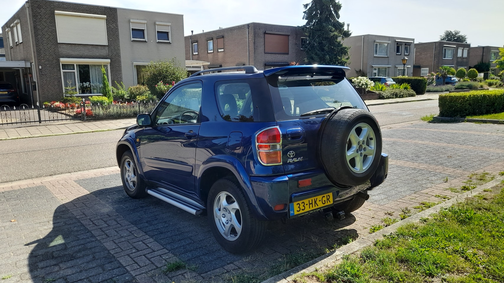 Toyota RAV4 - 2.0-16V VVT-i Sol - AutoWereld.nl
