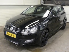 Volkswagen Polo - 1.0 - Airco - Navigatie - 5 deurs - Mooie auto