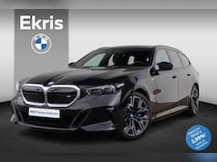 BMW i5 - M60 xDrive 84 kWh Panoramadak/ Stoelventilatie/ Comfort Pack/ Driving Assistant Profession