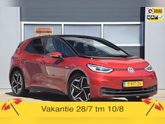 Volkswagen ID.3 - Pure 45 kWh SCHAALSTOELEN/IQ LED KOPLAMPEN/CAMERA/KEYLESS
