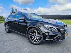 Mercedes-Benz GLA-Klasse - 180 Prestige Urban Edition + AMG Night Pakket