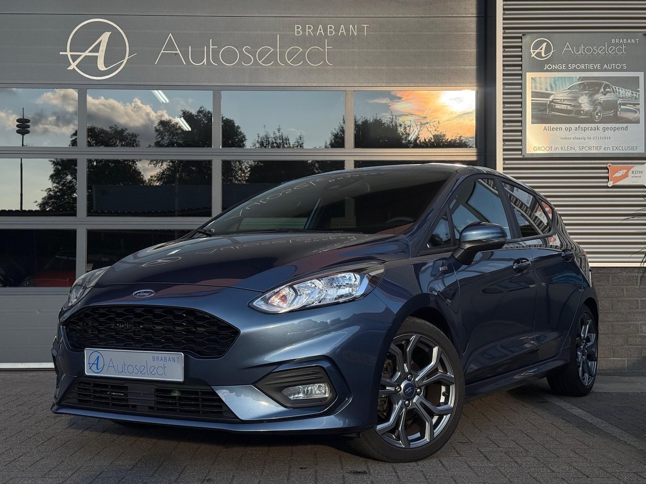 Ford Fiesta - 1.0 EcoBoost ST-Line Airco PDC CarPlay - AutoWereld.nl