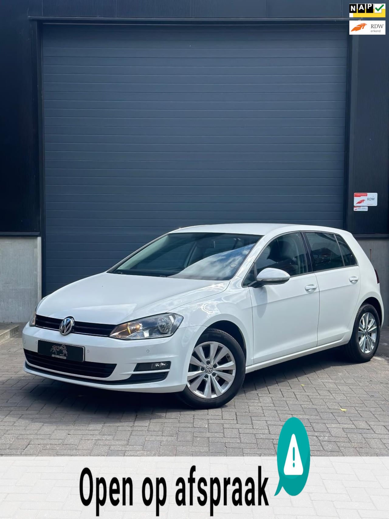 Volkswagen Golf - 1.6 TDI Comfortline Euro 6 *NETTE STAAT* - AutoWereld.nl