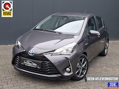 Toyota Yaris - 1.5 Hybrid TeamD / AUTOMAAT / CAMERA / STOELV. / ENZ