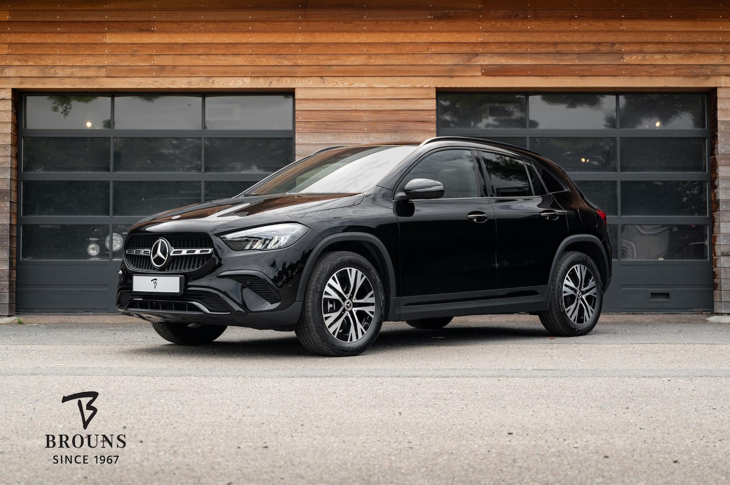 Mercedes-Benz GLA-Klasse - 250 e | Urban Pakket | Panorama | Distronic-ACC | Comfortsleutel | Camera | - AutoWereld.nl