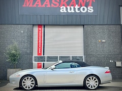 Jaguar XK - 4.2 Convertible / Liquid silver / Softgrain leather / Carelia wheels / Only 99390km / JUST
