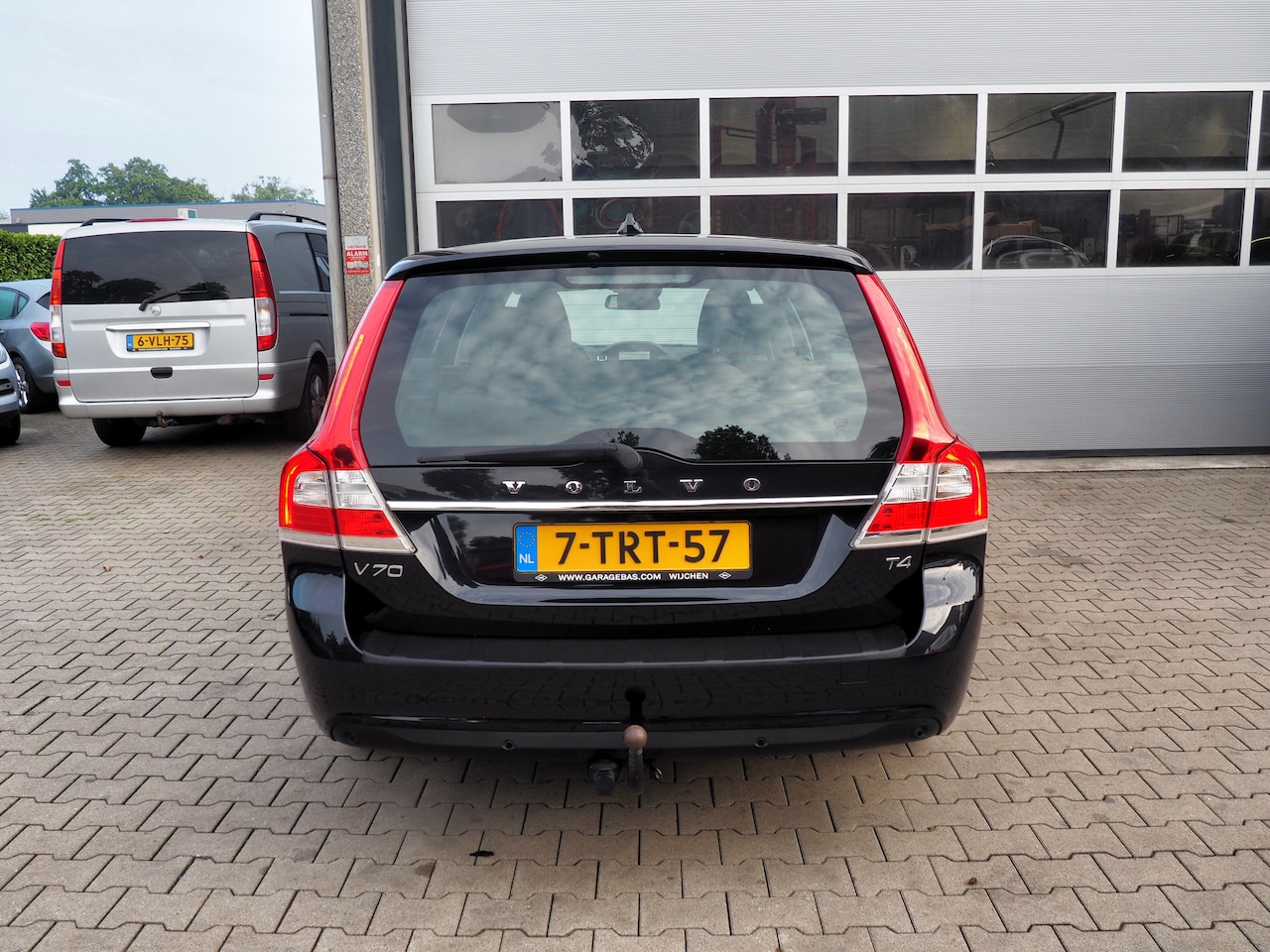 Volvo V70 - 1.6 T4 Nordic+ LEDER STANDKACHEL TREKH. CLIMA