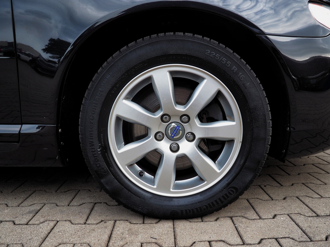 Volvo V70 - 1.6 T4 Nordic+ LEDER STANDKACHEL TREKH. CLIMA