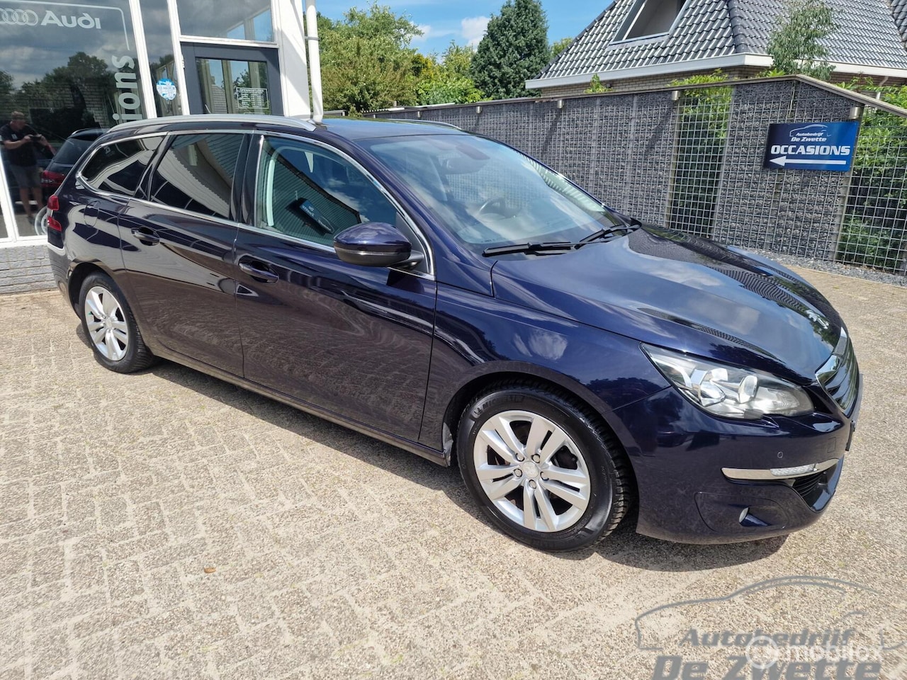 Peugeot 308 SW - 1.6 BlueHDI Blue Lease Executive 1.6 BlueHDI Blue Lease Executive - AutoWereld.nl