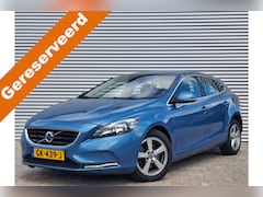 Volvo V40 - 2.0 T2 Summum | Nieuw Binnen | Stoelverwarming | Navi | Leer