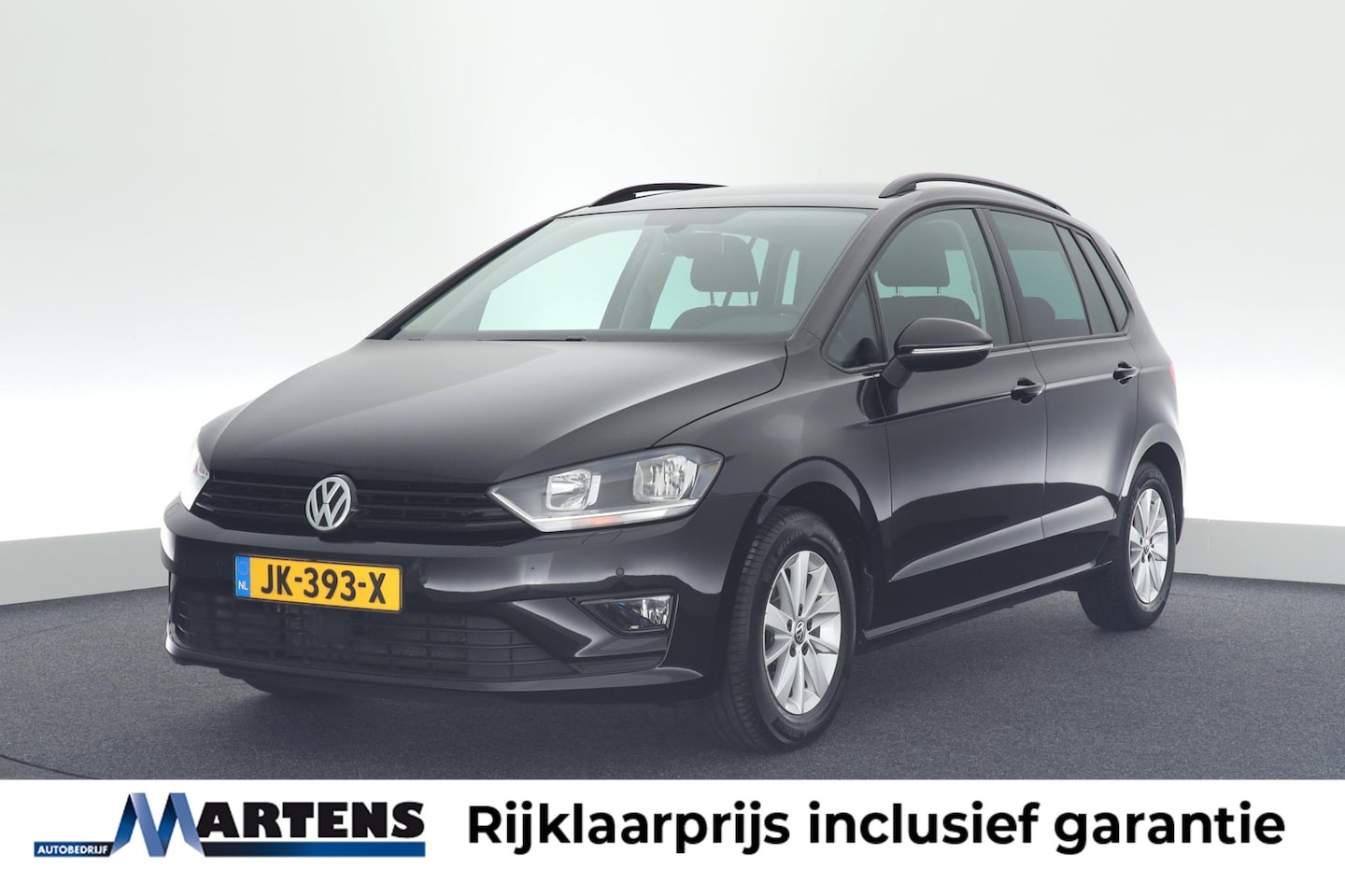 Volkswagen Golf Sportsvan - 1.2 TSI 110pk H6 Bluemotion Trekhaak Stoelverwarming Navigatie - AutoWereld.nl