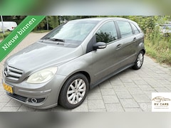 Mercedes-Benz B-klasse - 170 Automaat. Lees tekst