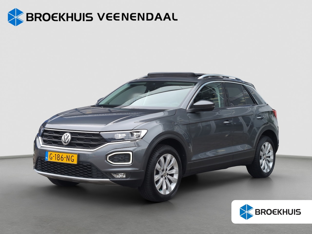 Volkswagen T-Roc - 1.0 TSI Style Business | Panoramadak | Virtual Cockpit | Adap. Cruise | Navigatie - AutoWereld.nl