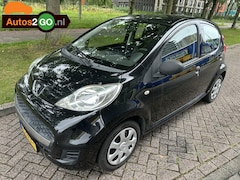 Peugeot 107 - 1.0-12V XR