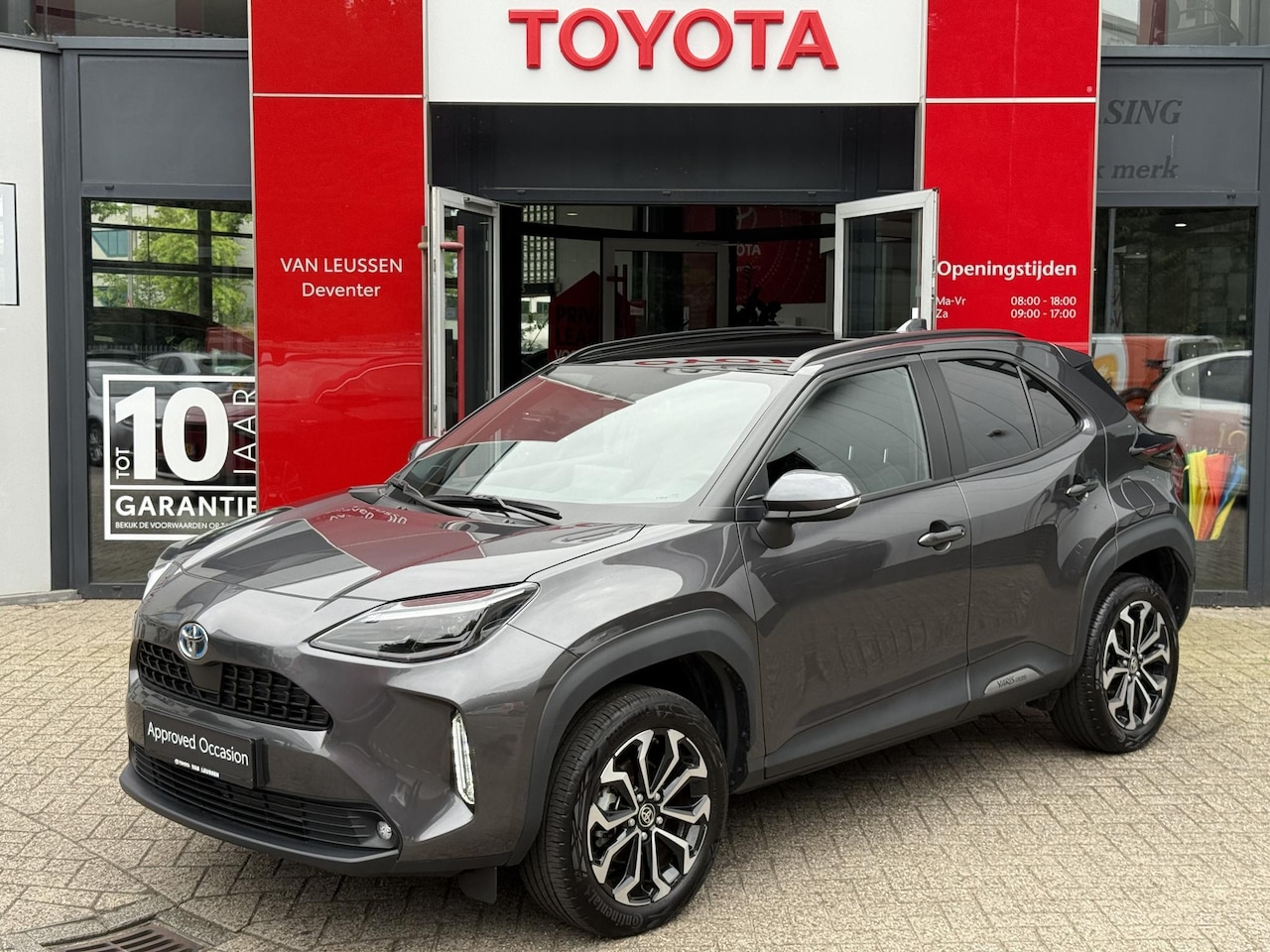 Toyota Yaris Cross - 1.5 Hybrid 115 STYLE ACHTERUITRIJCAMERA BLUETOOTH CLIMA CONTROL STOEL/STUURVERWARM NAVIGAT - AutoWereld.nl