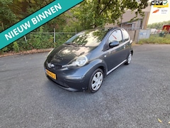 Toyota Aygo - 1.0-12V LEKKER GOEDKOOP RIJDEN