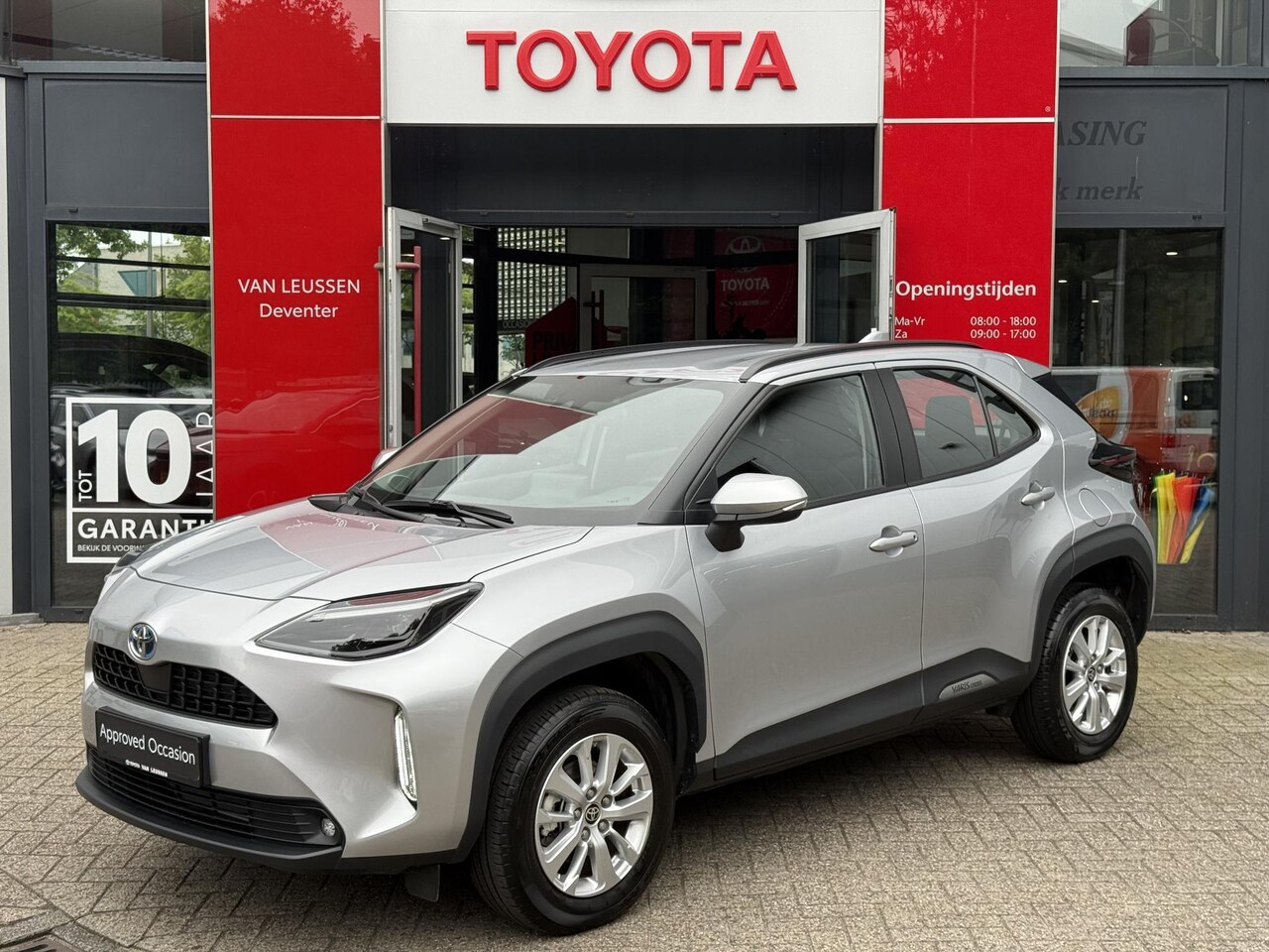 Toyota Yaris Cross - 1.5 Hybrid 115 Dynamic ACHTERUITRIJCAMERA BLUETOOTH CLIMA CONTROL STOEL/STUURVERWARM NAVIG - AutoWereld.nl