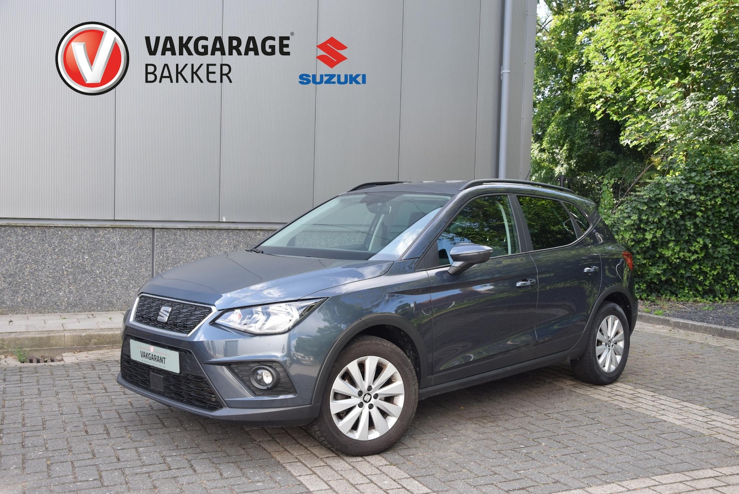SEAT Arona - 1.0 TSI Style | Cruise control | Apple carplay/android | Parkeersensoren achter | - AutoWereld.nl