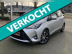 Toyota Yaris - 1.5 Hybrid Active Navigatie Airco L.m Camera Cruise control
