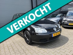 Volkswagen Golf - 1.6 Turijn AIRCO/TREKHAAK/APPLE CARPLAY