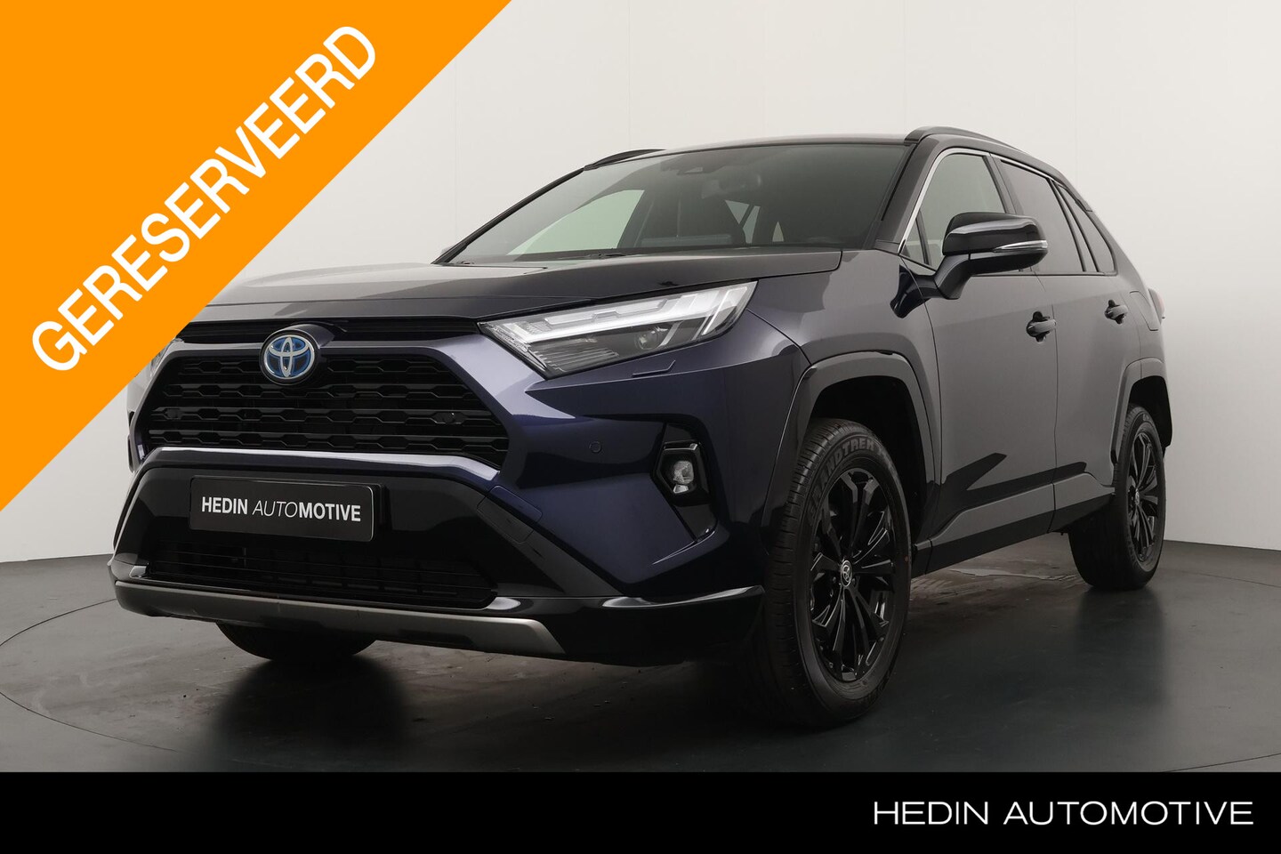 Toyota RAV4 - 2.5 Hybrid AWD Bi-Tone Trekgewicht 1650 kg! | Full-Hybrid (laag verbruik) | 3917 km! | Zee - AutoWereld.nl