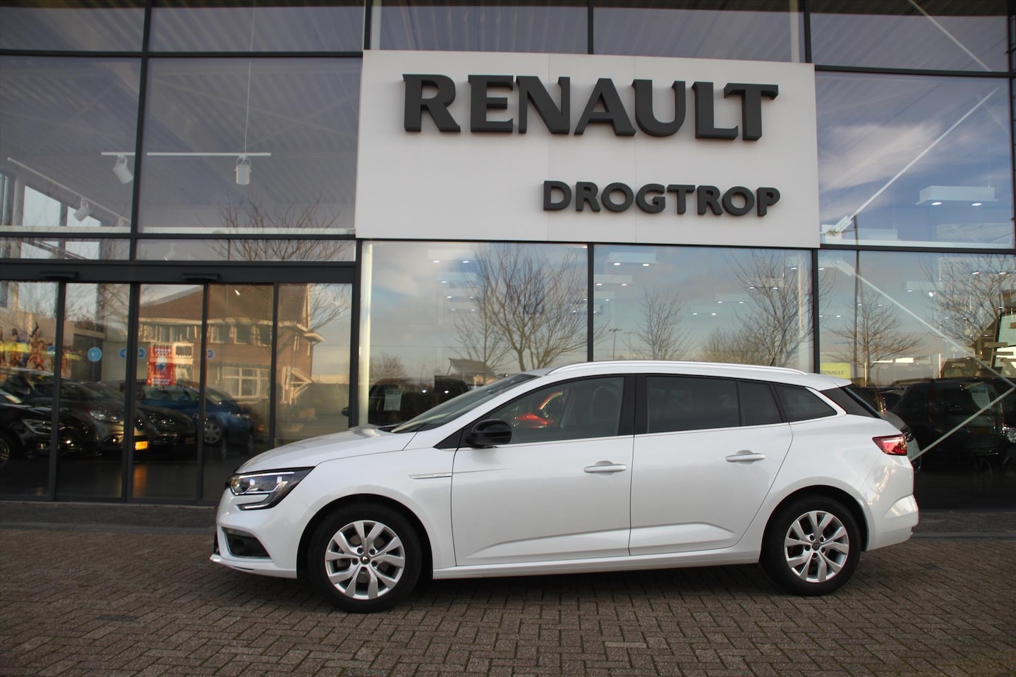 Renault Mégane Estate - 115PK-LIMITED-57DKM-NAVI-CLIMA-LMV-PDC-TREKH- - AutoWereld.nl