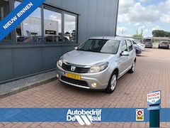 Dacia Sandero - 1.2 75pk Blackline 5-drs. AIRCO/TREKHAAK/15INCH