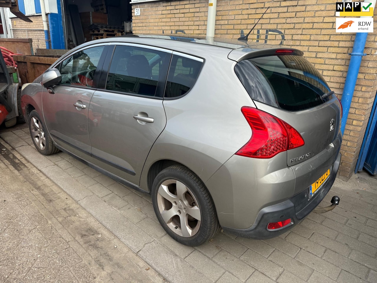 Peugeot 3008 - MOTOR KAPOT / MOTOR KAPOT / MOTOR KAPOT - AutoWereld.nl