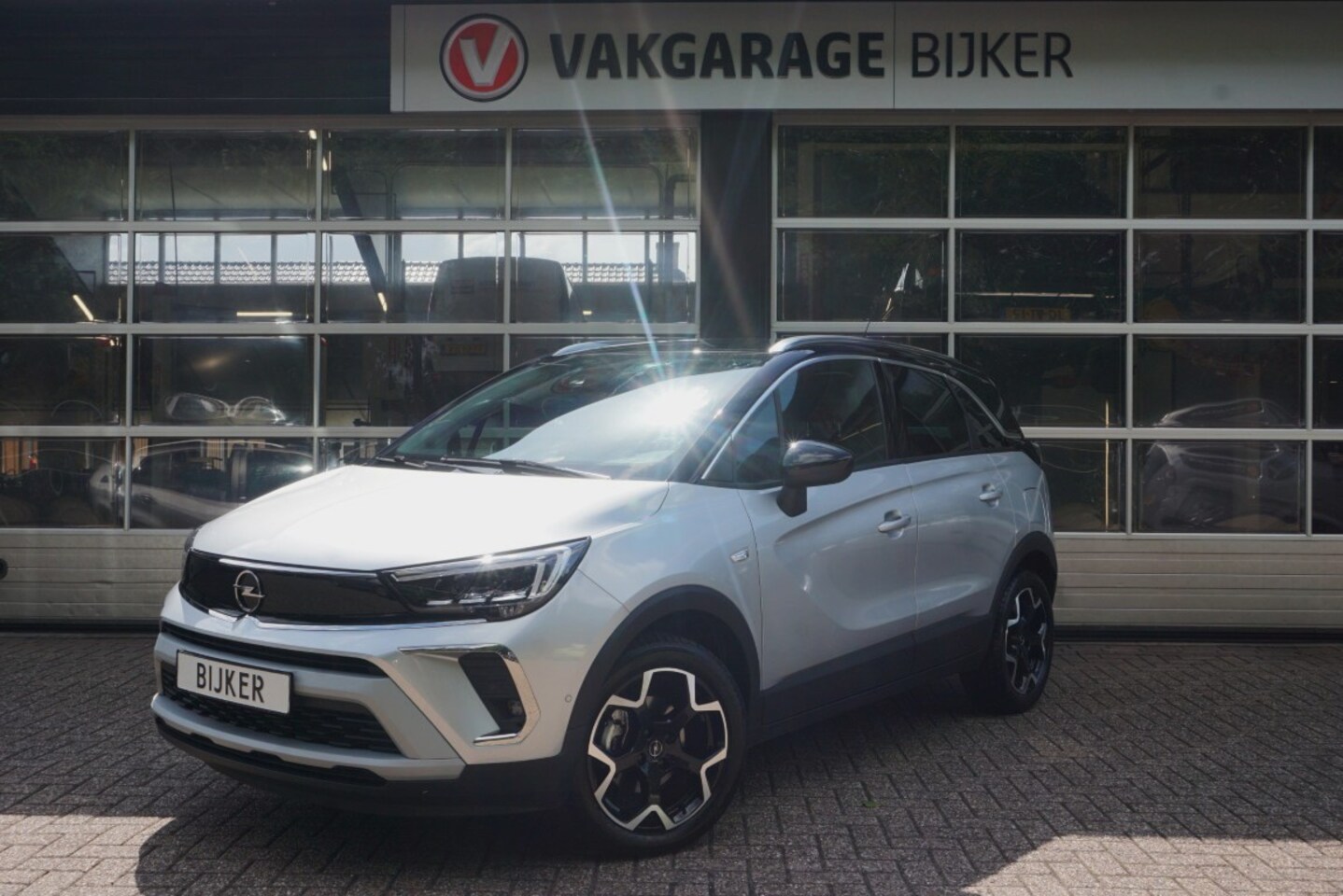 Opel Crossland - 1.2 Turbo Ultimate 1.2 Turbo Ultimate - AutoWereld.nl