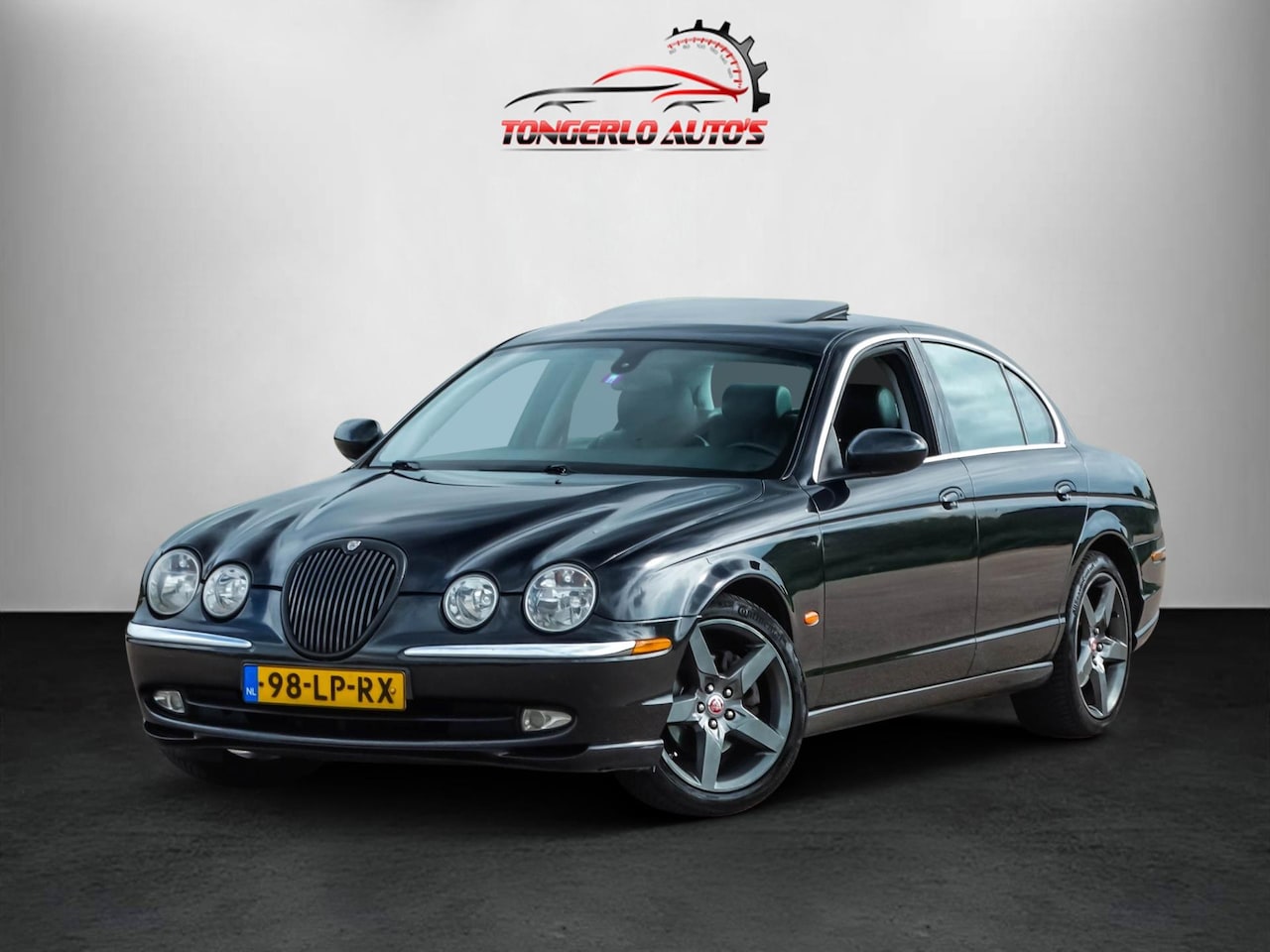 Jaguar S-type - 3.0 V6 Executive Dealer onderhouden Nette auto schuif/kant.dak - AutoWereld.nl