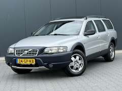 Volvo XC70 - 2.4 T AWD Leder - Schuifdak - Trekhaak - Complete Historie