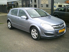 Opel Astra - 1.4 Temptation